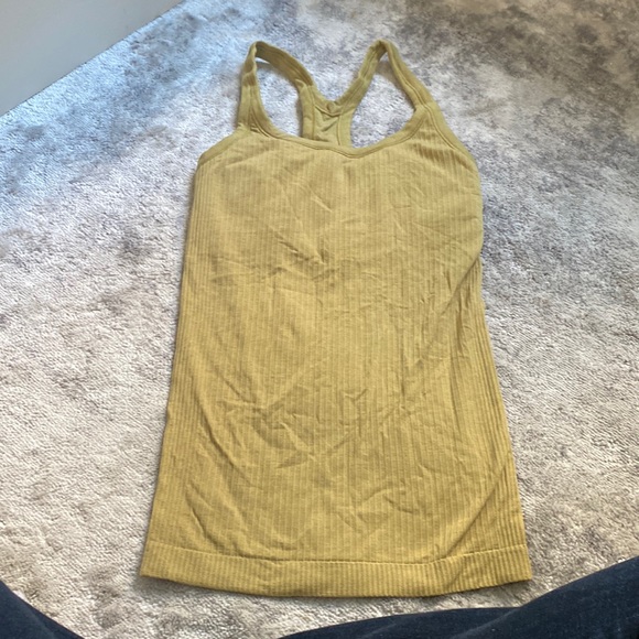 Lululemon exercise tank - Picture 1 of 2